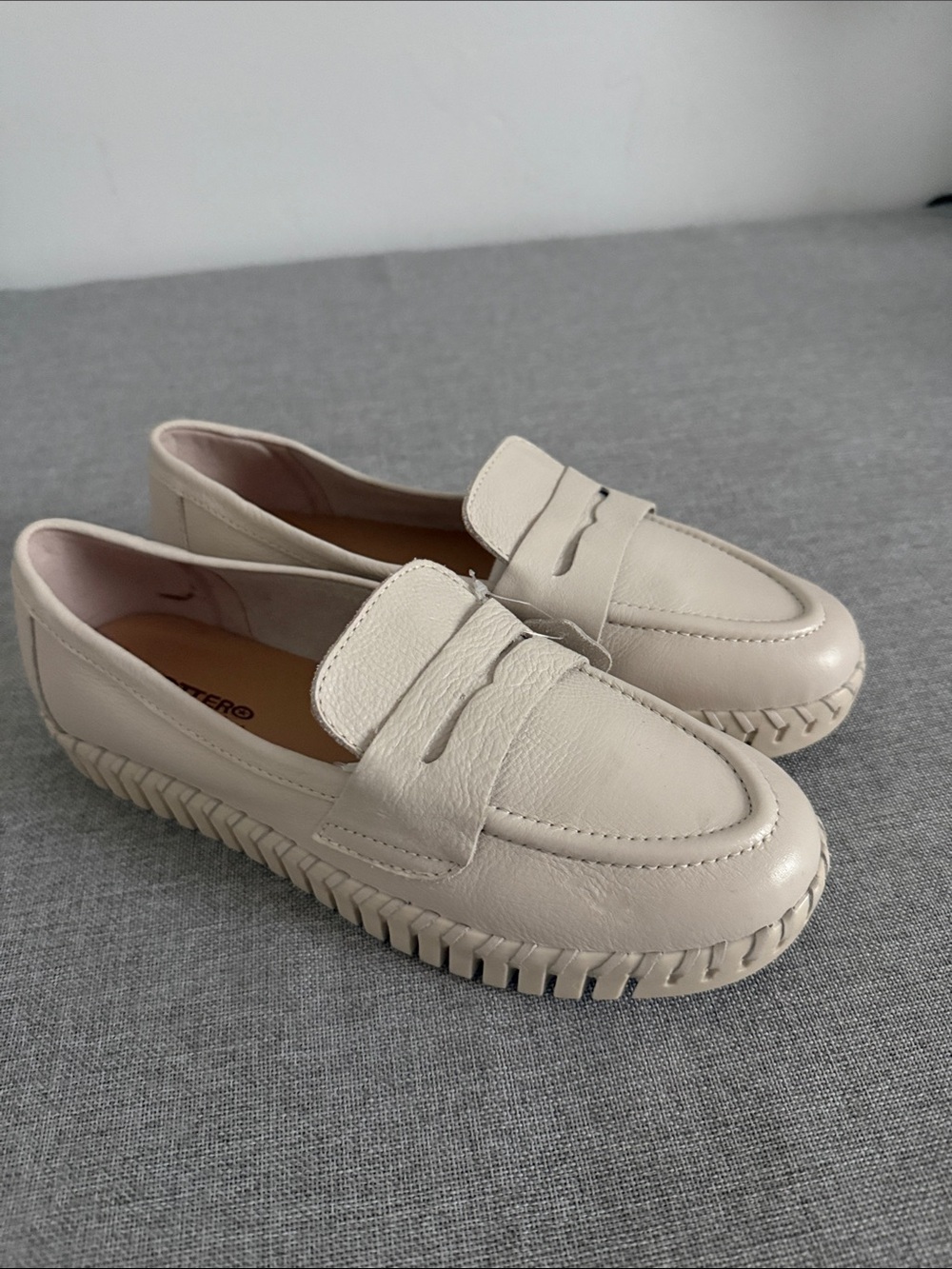 NWT Bottero Comfort Genuine Leather Penny Loafers - Cream White